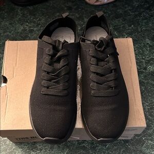 Clarks Black Women's Sneakers (WIDE)